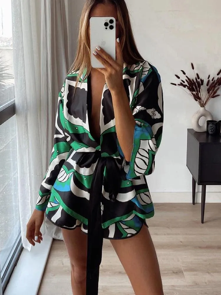 Batwing Sleeve Kimono Blouse Geometric Print Turn Down Collar Belt Sashes Oversize Casual Shirts Women Summer Chic Tops Outwear